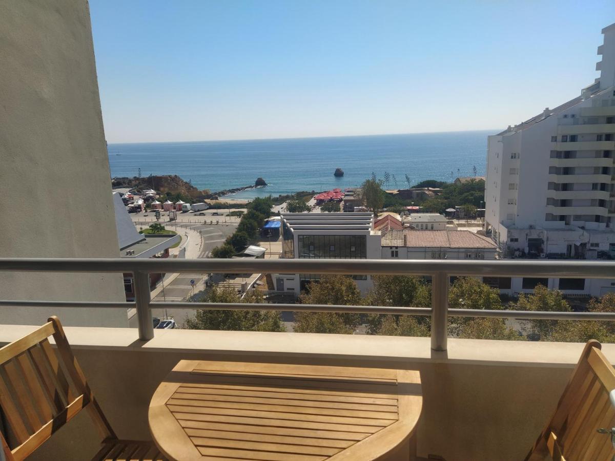 Studio Apartment Ocean View Portimao Bagian luar foto